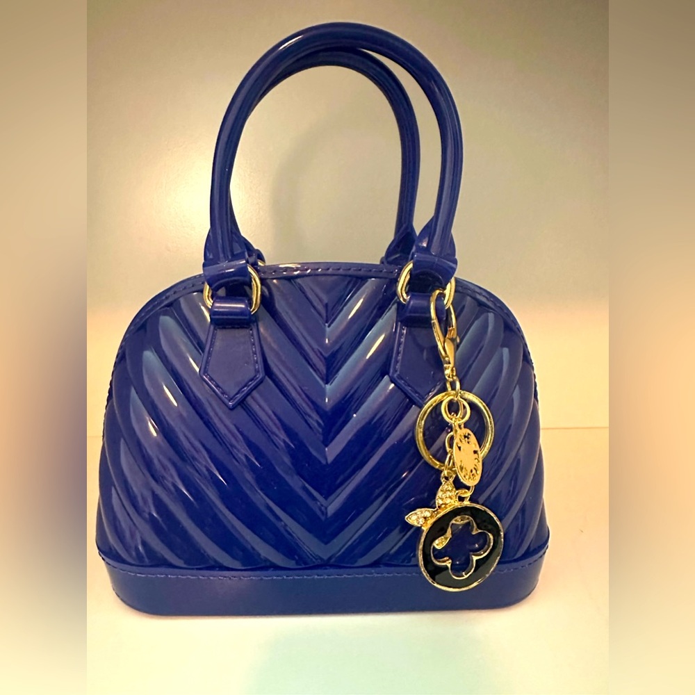 ALMA LOOK ALIKE POOLSIDE PURSE W/CROSSBODY CHAIN ONLY. BAG CHERRY CHARM NOT … - Picture 3 of 9